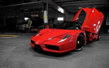     Ferrari Enzo  